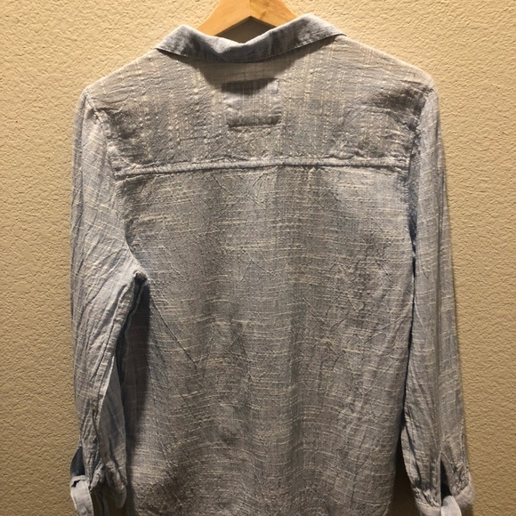 A&F Tie Sleeve Shirt Size M - Picture 3 of 5